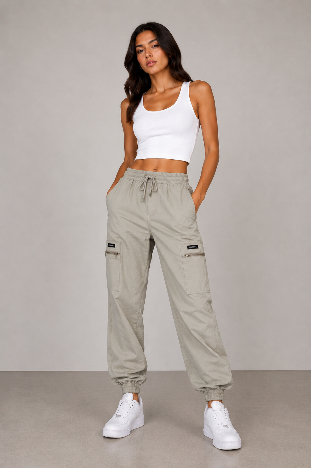 Women’s Grey Zipper Pockets Cargo Joggers