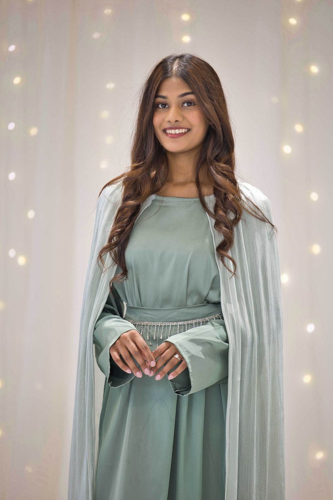 Velora Sage Green Abaya – view 2