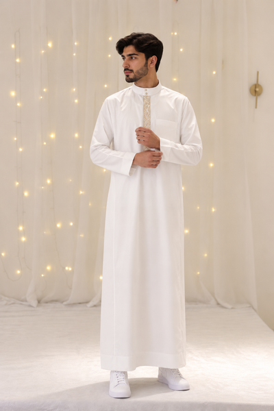 Men's Saudi Thobes Calligraphy