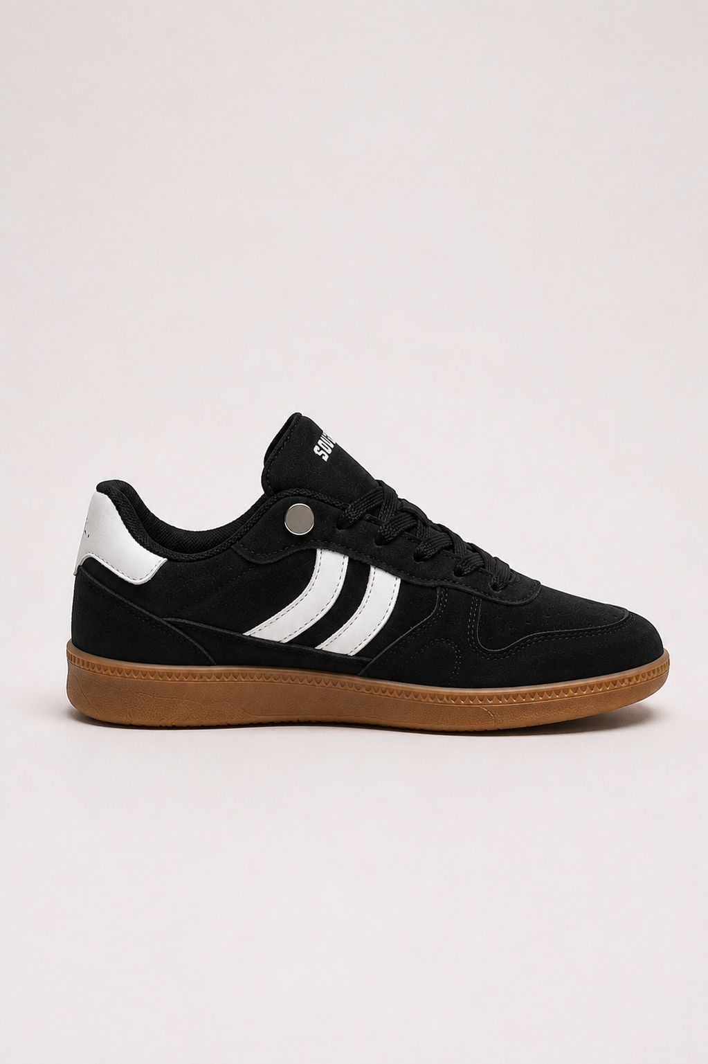 Soviet Stamford Black/Gum Fashion Sneaker
