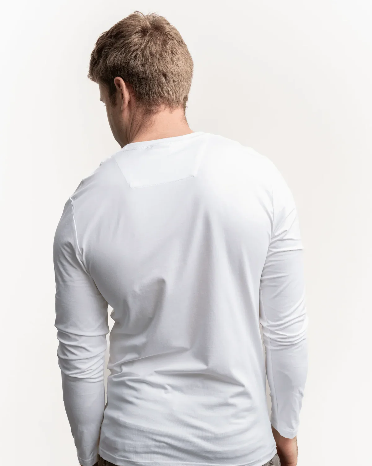 Soviet Kobi White Essential Long Sleeve T-Shirt