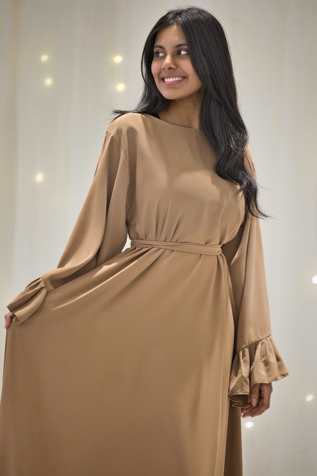 Dima Green Ruffle Dress Abaya – The Luxe Aura