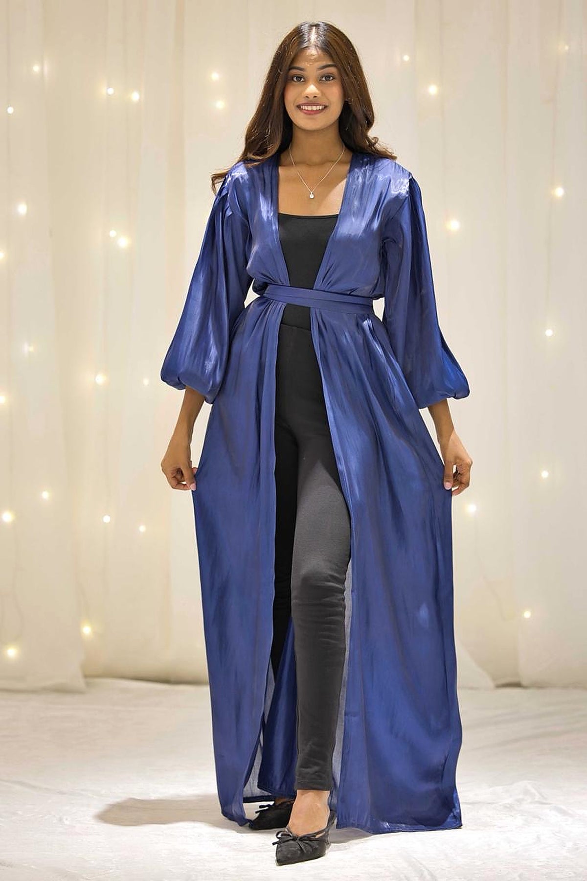 Qamar Organza Blue Throw – view 2