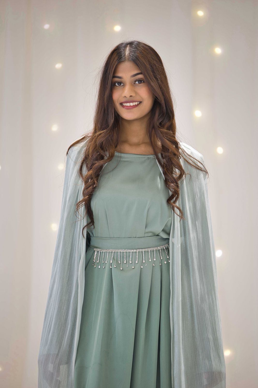 Velora Sage Green Abaya – view 3